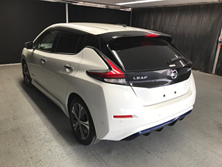 NISSAN LEAF 2018