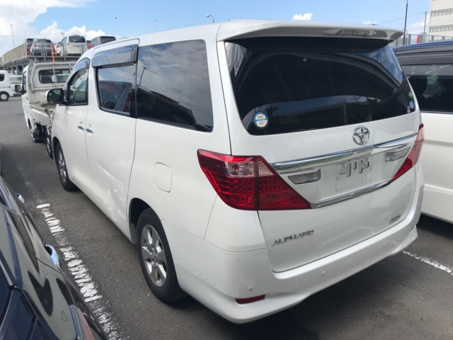 TOYOTA ALPHARD 2012