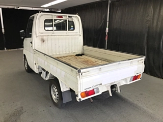 NISSAN CLIPPER TRUCK 2011