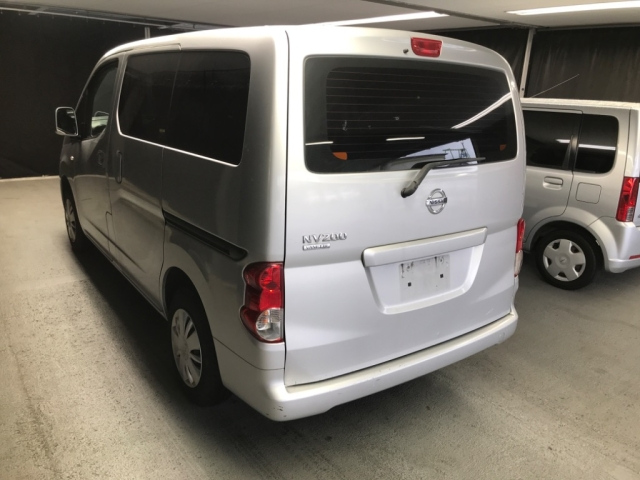 NISSAN NV200 2011