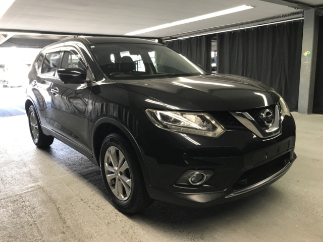 NISSAN X-TRAIL 2015