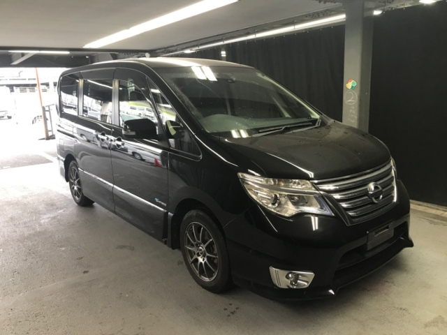 NISSAN SERENA 2014