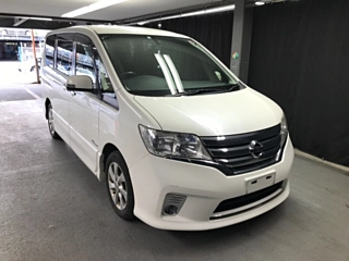 NISSAN SERENA 2013