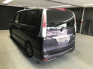 NISSAN SERENA 2011