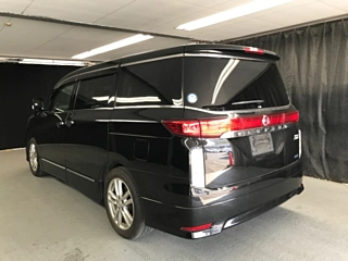 NISSAN ELGRAND 2011