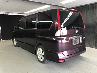 NISSAN SERENA 2010