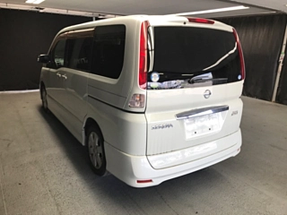 NISSAN SERENA 2009