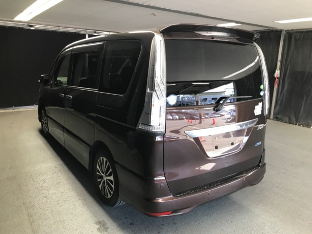 NISSAN SERENA 2015