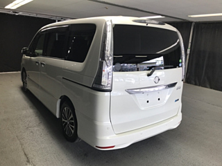 NISSAN SERENA 2015