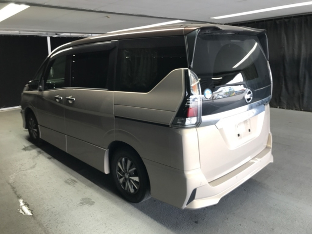 NISSAN SERENA 2019