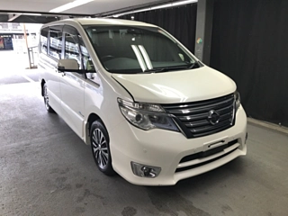 NISSAN SERENA 2015