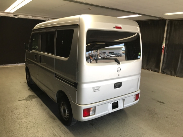NISSAN CLIPPER VAN 2015