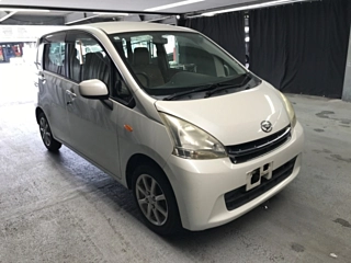 DAIHATSU MOVE 2011