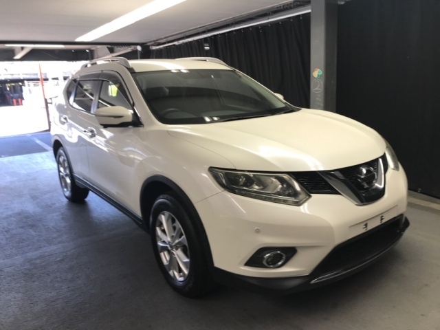 NISSAN X-TRAIL 2014