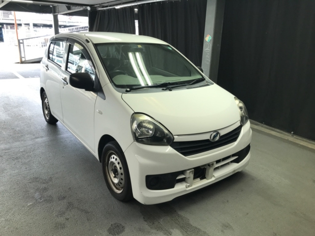DAIHATSU MIRA E S 2016