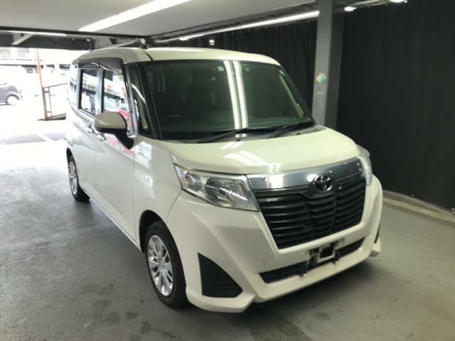 TOYOTA ROOMY 2018