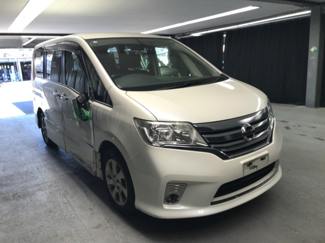 NISSAN SERENA 2012