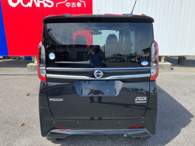 NISSAN ROOX 2020