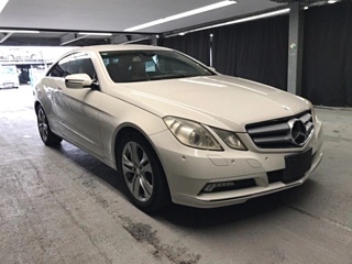 MERCEDES BENZ E CLASS 2009