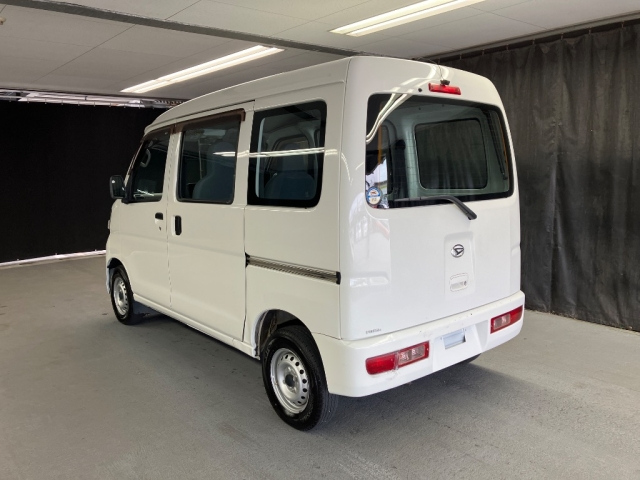 DAIHATSU HIJET VAN 2017