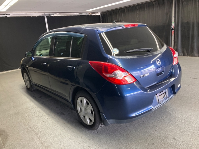 NISSAN TIIDA 2009