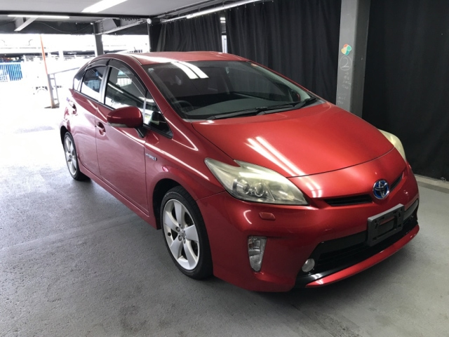 TOYOTA PRIUS 2013