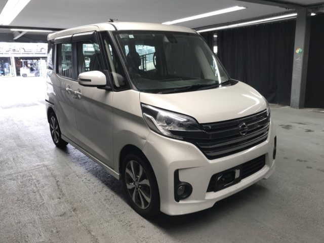 NISSAN DAYZ ROOX 2015