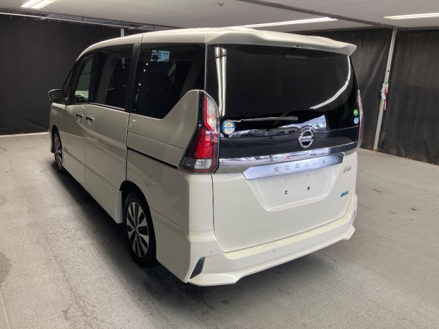 NISSAN SERENA 2018