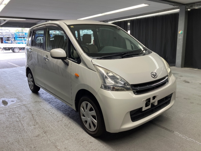DAIHATSU MOVE 2012