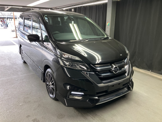 NISSAN SERENA 2017