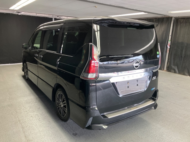 NISSAN SERENA 2017