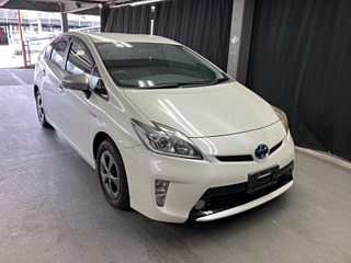 TOYOTA PRIUS 2014