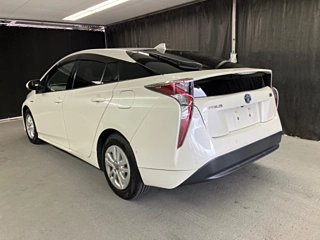 TOYOTA PRIUS 2019