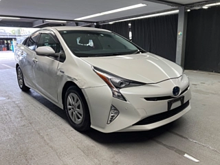 TOYOTA PRIUS 2019
