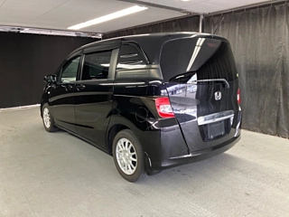 HONDA FREED 2011