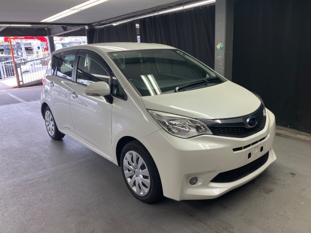 SUBARU TREZIA 2011