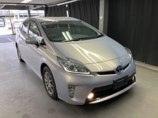 TOYOTA PRIUS 2015