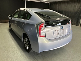 TOYOTA PRIUS 2015