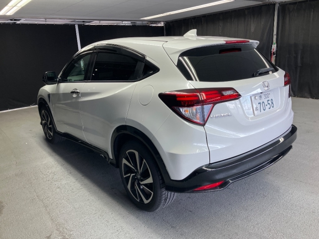 HONDA VEZEL 2016