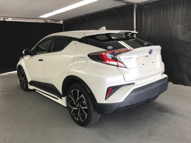 TOYOTA C-HR 2017