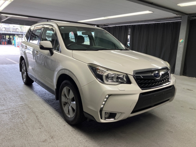 SUBARU FORESTER 2015