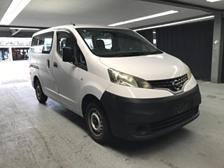 NISSAN NV200 2015