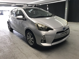 TOYOTA AQUA 2012