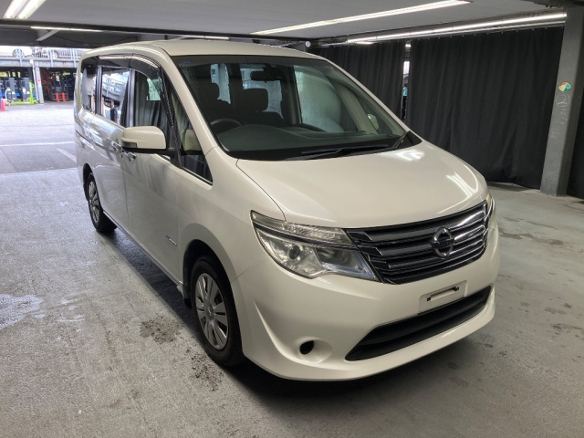 NISSAN SERENA 2014