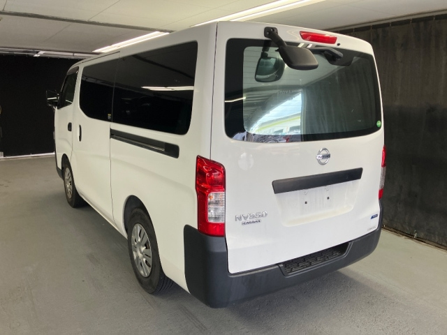 NISSAN CARAVAN VAN 2014