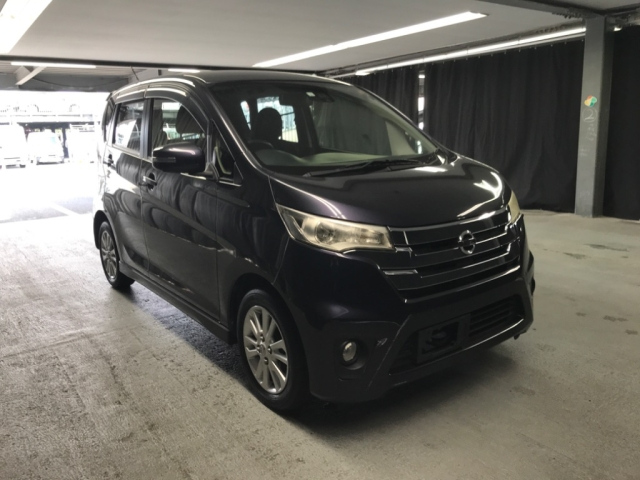 NISSAN DAYZ 2015