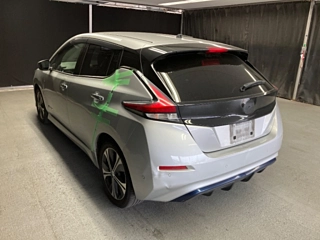 NISSAN LEAF 2018