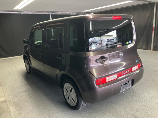 NISSAN CUBE 2010