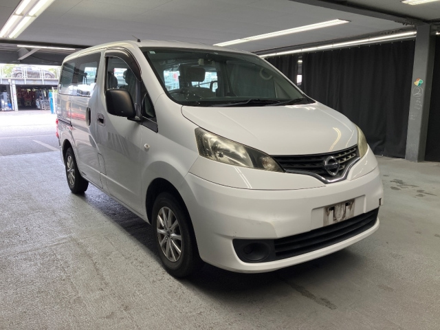 NISSAN NV200 2016