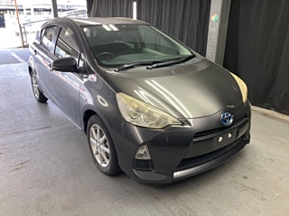 TOYOTA AQUA 2012